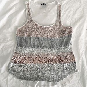 Cute but casual sleeveless top!
